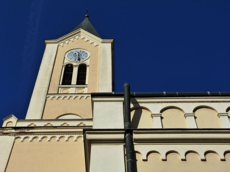 Church Downspout Repair in Sacramento, CA